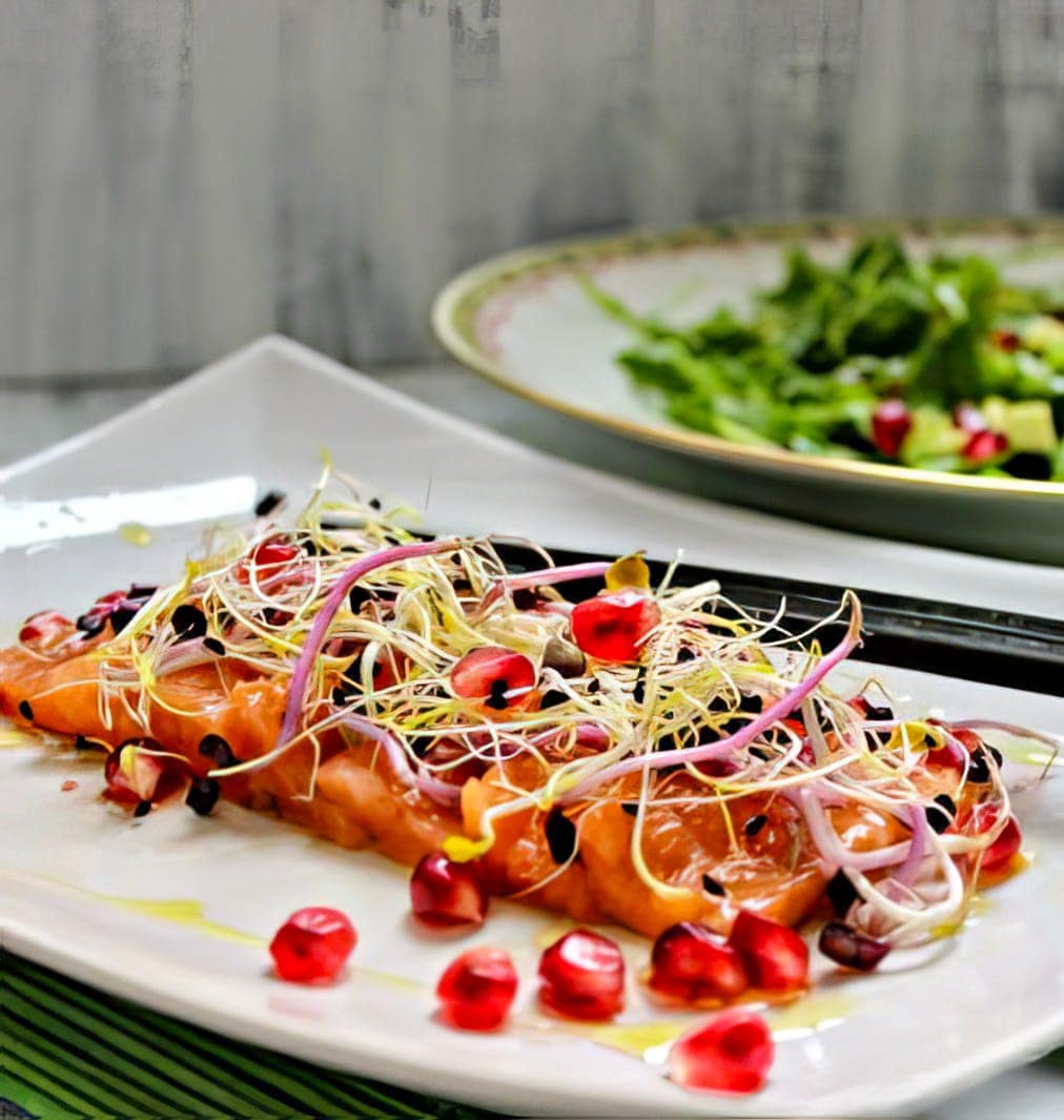 INSALATA DI SASHIMI AL MELOGRANO