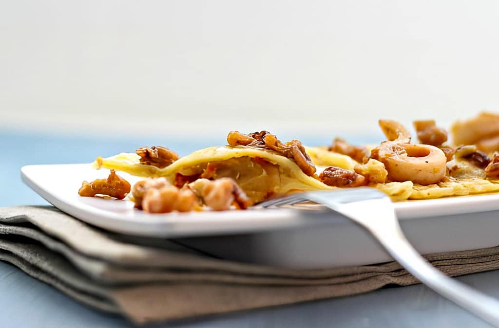 RAVIOLI DI PATATE E POMODORI SECCHI CON RAGU DI TOTANI