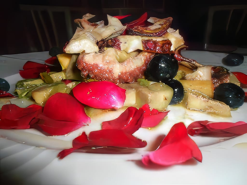 INSALATA DI POLPO,FRUTTA E ROSA SELVATICA