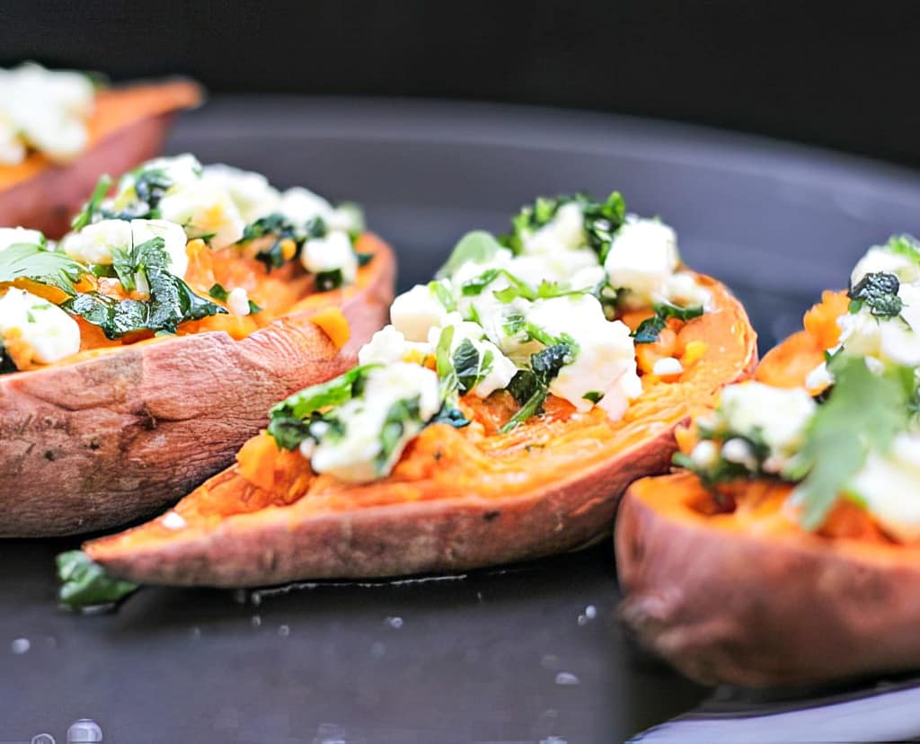 PATATE DOLCI CON FETA E CORIANDOLO