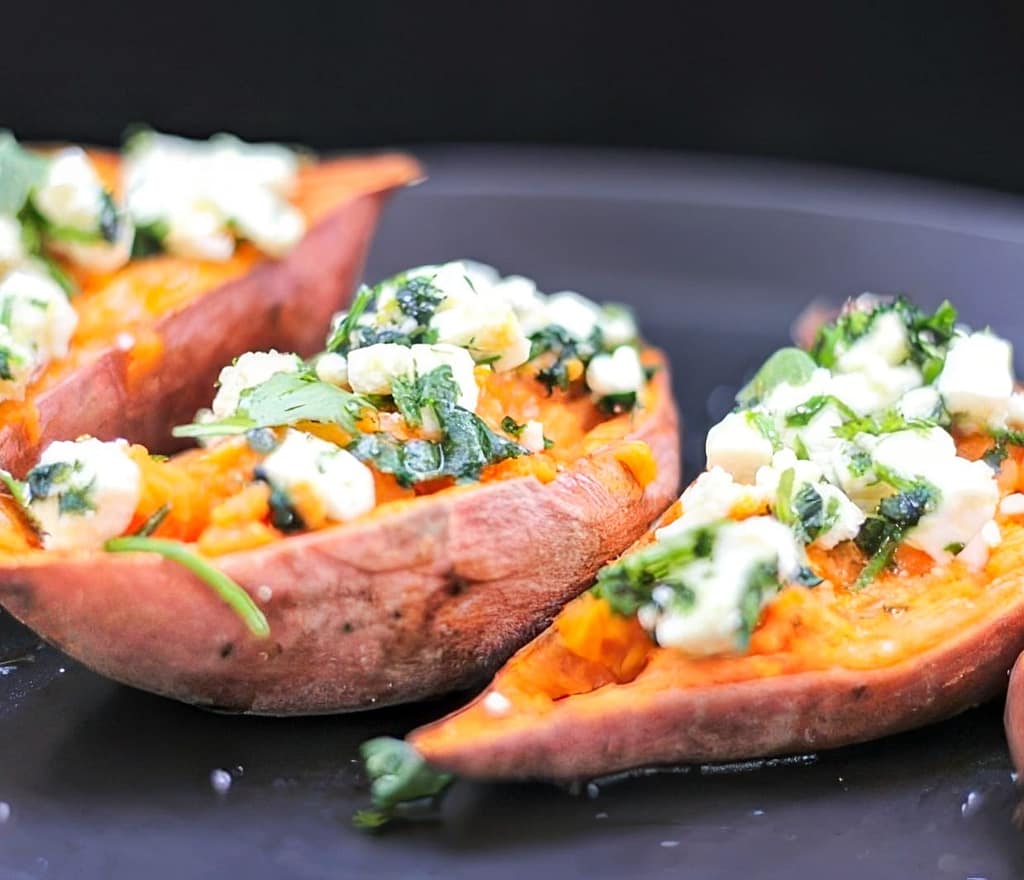 PATATE DOLCI CON FETA E CORIANDOLO
