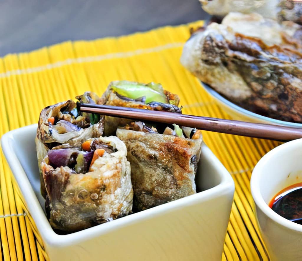 INVOLTINI VEGANI CON SALSA PICCANTE