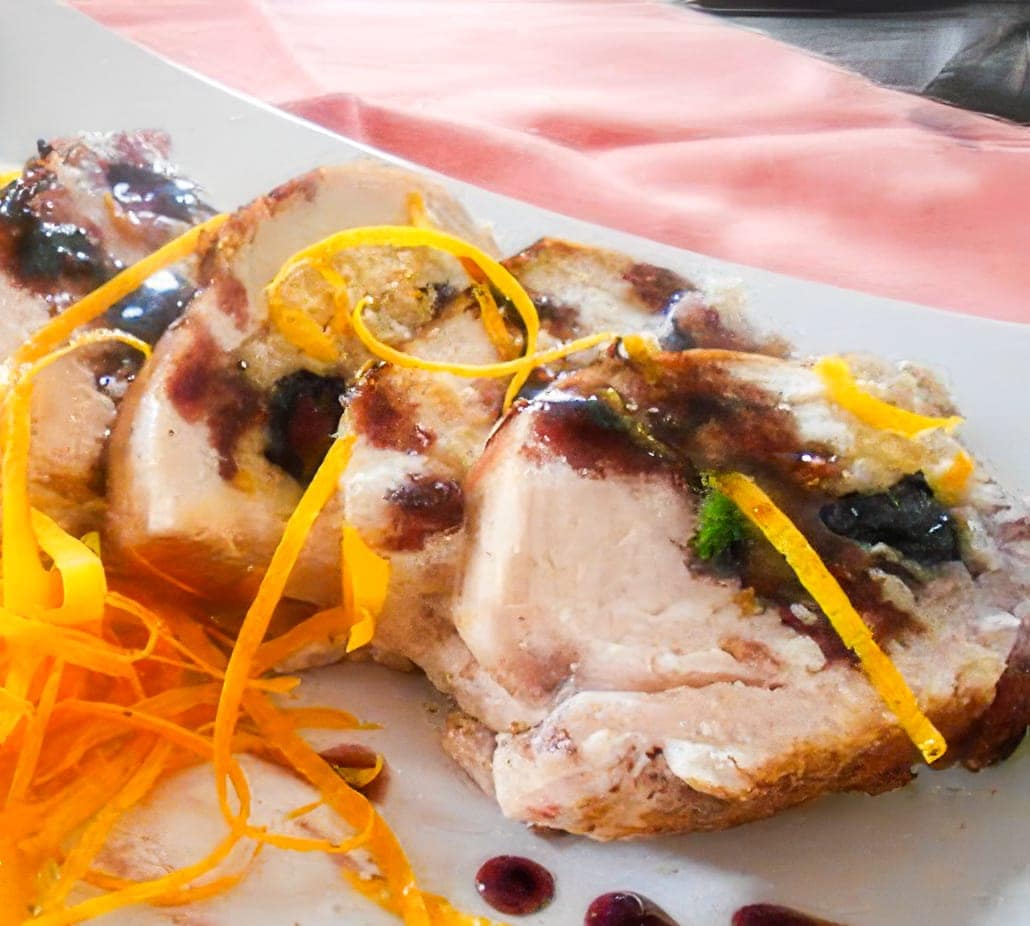 POLPETTONE AI MIRTILLI CON SALSA DI PORTO E ARANCIA