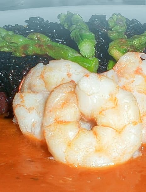 RISO VENERE AGLI ASPARAGI CON BISQUE DI GAMBERI