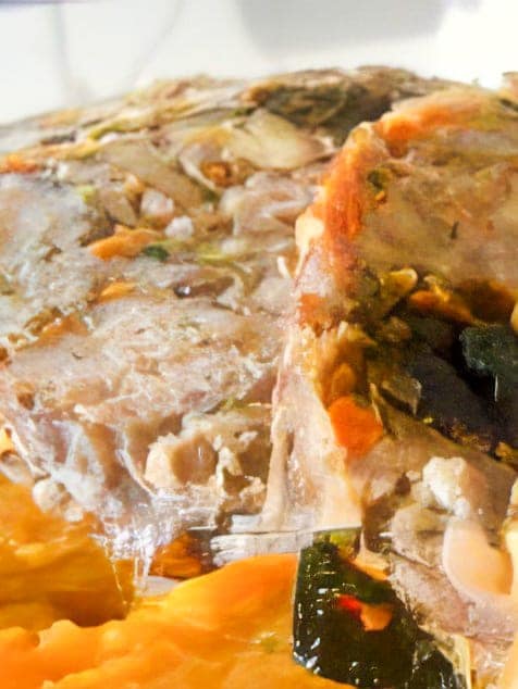 POLPETTONE DI POLLO ALLA FRUTTA SECCA CON PURE' RUSTICO DI PATATE AMERICANE