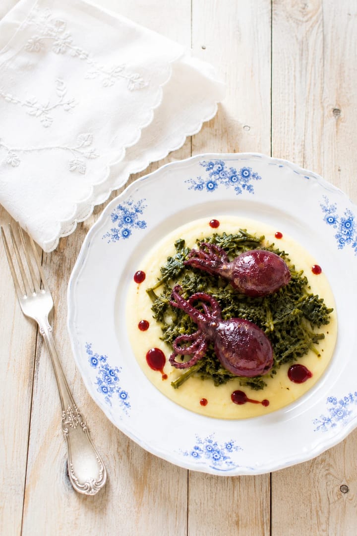 Moscardini al vino rosso con vellutata di patate e cime di rapaMoscardini al vino rosso con vellutata di patate e cime di rapa