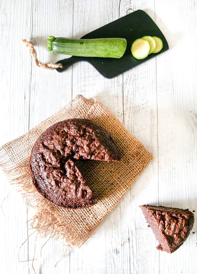 TORTA DI ZUCCHINE AL CIOCCOLATO TORTA DI ZUCCHINE AL CIOCCOLATO