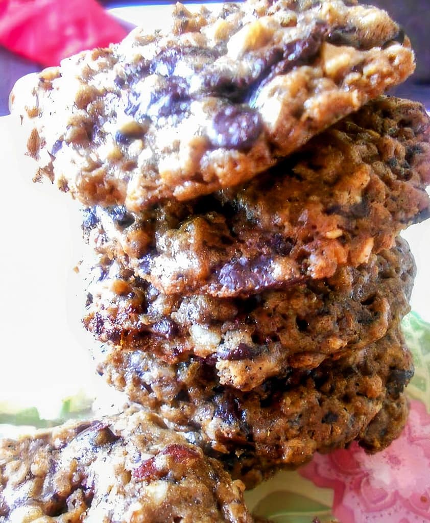 COOKIES CON NOCCIOLE,CIOCCOLATO E RISO SOFFIATO